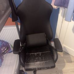 gaming chair