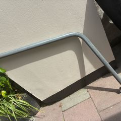 stair/ steps safety rail for outdoors