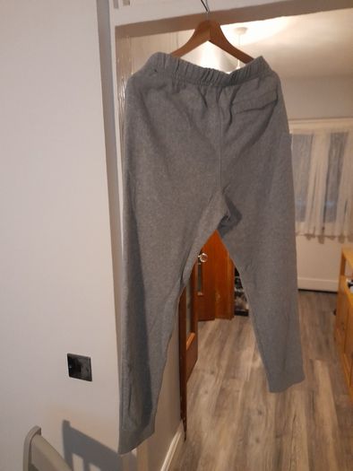 Nike bottoms Immac cond size medium