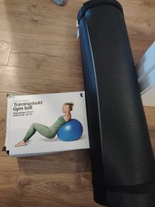 Gym ball and yoga mat