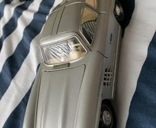 Silver Mercedes 300 sl