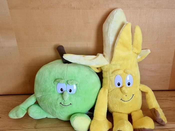 2 cute soft toys