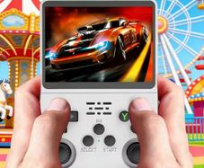 Original R36S Game Console White 23000 Games Brand New Boxed