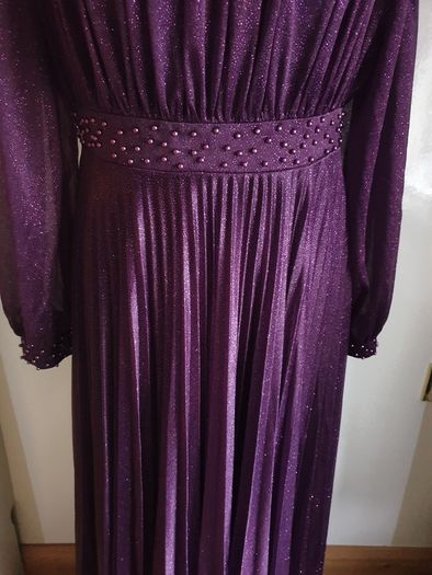 Lorensa Evening Dress Full Length Ball Gown Long Sleeves Lined Purple Size UK8-10 CAN POST