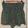 Green Shein shorts Image 2