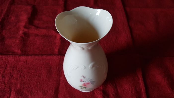 8 Inches Tall Donegal Parian China Rose Vase Made In Ireland