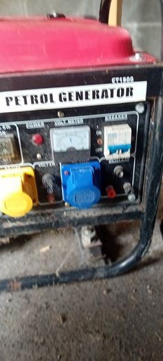 Petrol generator