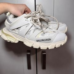 Balenciaga tracks size 40