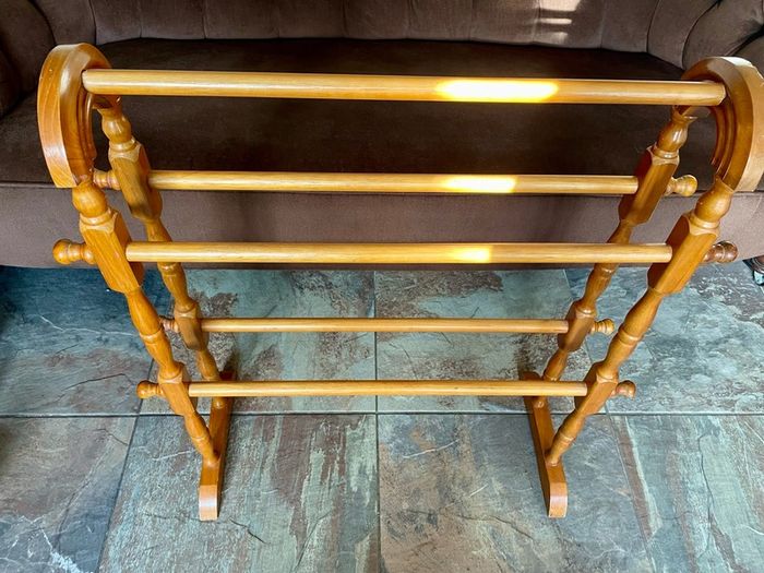 Antique Victorian Style Free Standing Pine Country Wooden Towel Rail Stand Rack