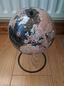 Stylish Black Mini Globe