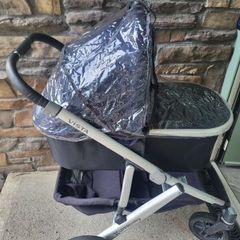 Uppababy Vista