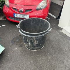 plant pots / large buckets