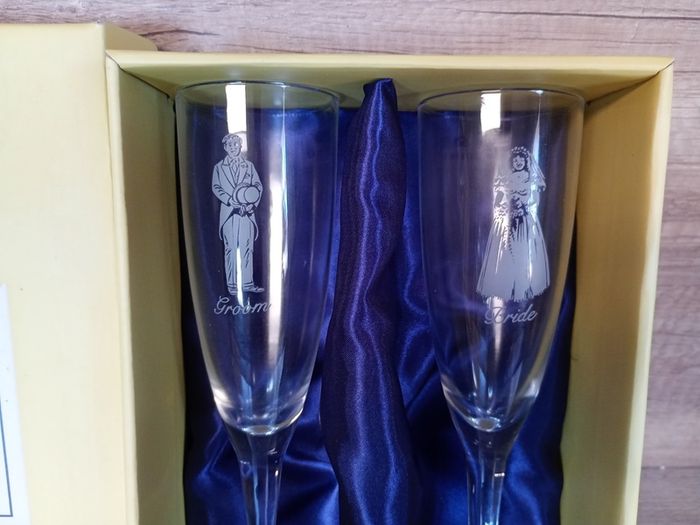 Duiske Bride and Groom Champagne Flutes