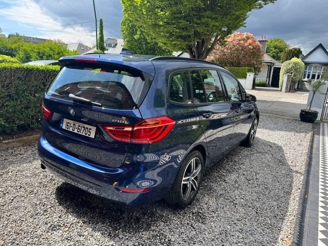 2016 BMW 2 Series 7 Seater