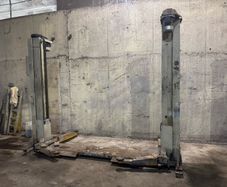 2 poster car lift ramp