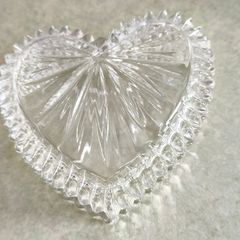 1950s Large Jewelry Box Trinket w/Lid Box Heart Shape Cut Glass Clear Starburst of Love Retro Correct Vanityno stamp.