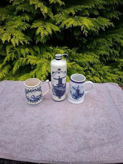 By post only set of blue delft items