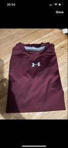 Under Armour T-shirt