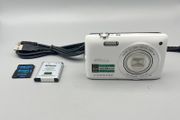 Nikon Coolpix S4300 16MP Digital Camera White Touchscreen - Full Kit