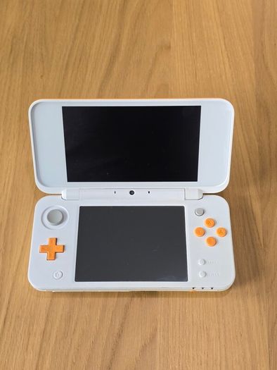 New Nintendo 2DS XL