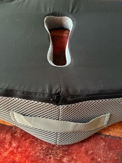 Ergonomic cushion for chairs