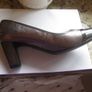 LOTUS     size 4.5    petwer leather Image 3