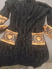 versace dressing gowm not real  size large 12 14 16