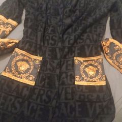 versace dressing gowm not real  size large 12 14 16