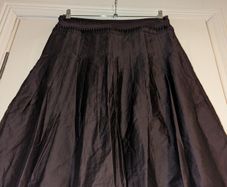 Perfect for Summer. gorgeous pleated midi skirt from Tommy Hilfiger