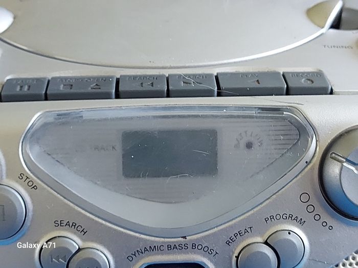 PHILIPS CD Radio Cassette Recorder Model AZ1008, Radio is excellent, great volume, CD Tape not working