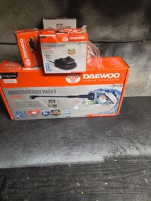 battery operated powerwasher
