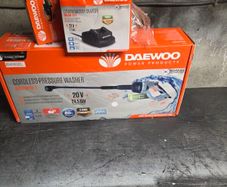 battery operated powerwasher