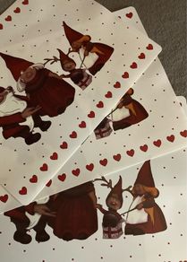 Festive placemats