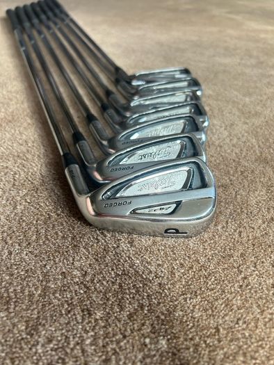 Titliest Ap2 Irons 4-PW
