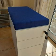 Commercial locker