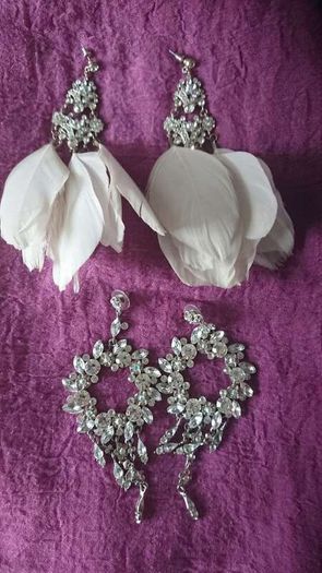 Earrings/ jewellery