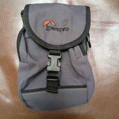 Small Lowepro camera bag (used)