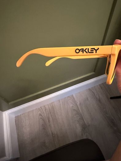 Oakley Frogskins - Pikes Gold