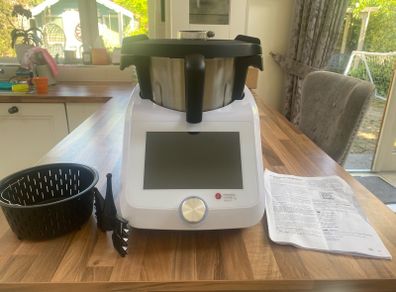 Monsieur Cuisine Smart Food Processor
