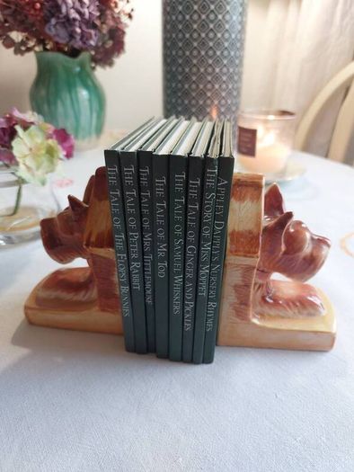 Ceramic Scottie Dog Book Ends