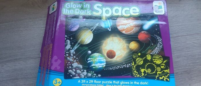 Glow in the dark puzzle space