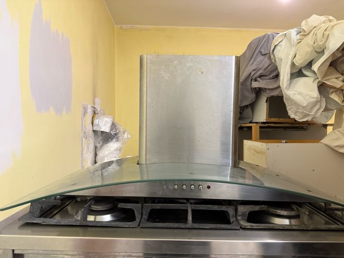 Hotpoint EG900X Gas oven & Extractor fan