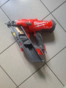 Nail gun