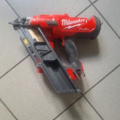 Nail gun