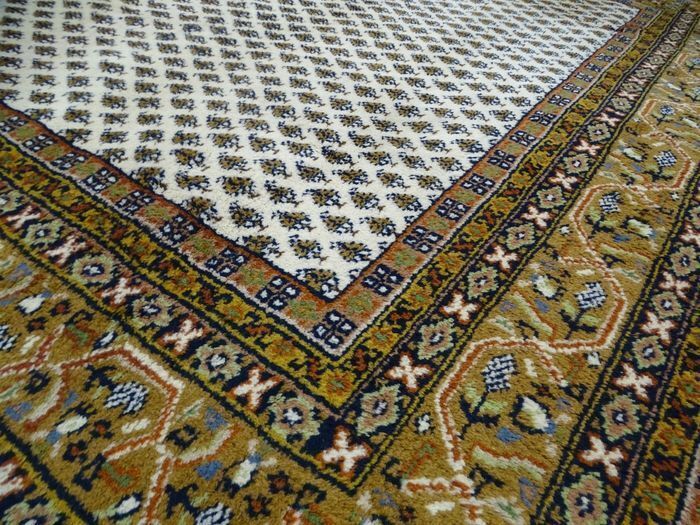 Persian Sarok Mir Rug 2.9 x 2.05m (SKM)