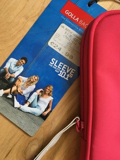 Golla tablet sleeve, BNWT