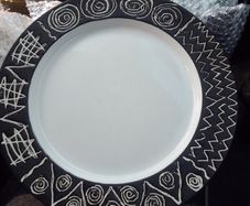 Plate Scraffito 11" (Inch) By Habitat Japan