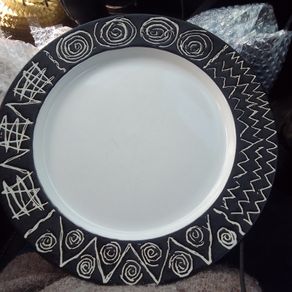 Plate Scraffito 11" (Inch) By Habitat Japan
