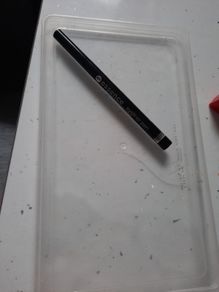 black eyeliner pen