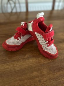 Boys trainers